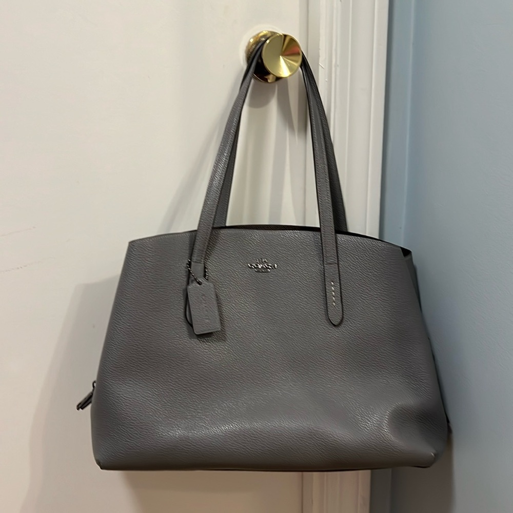 Coach Tote with 3 compartments